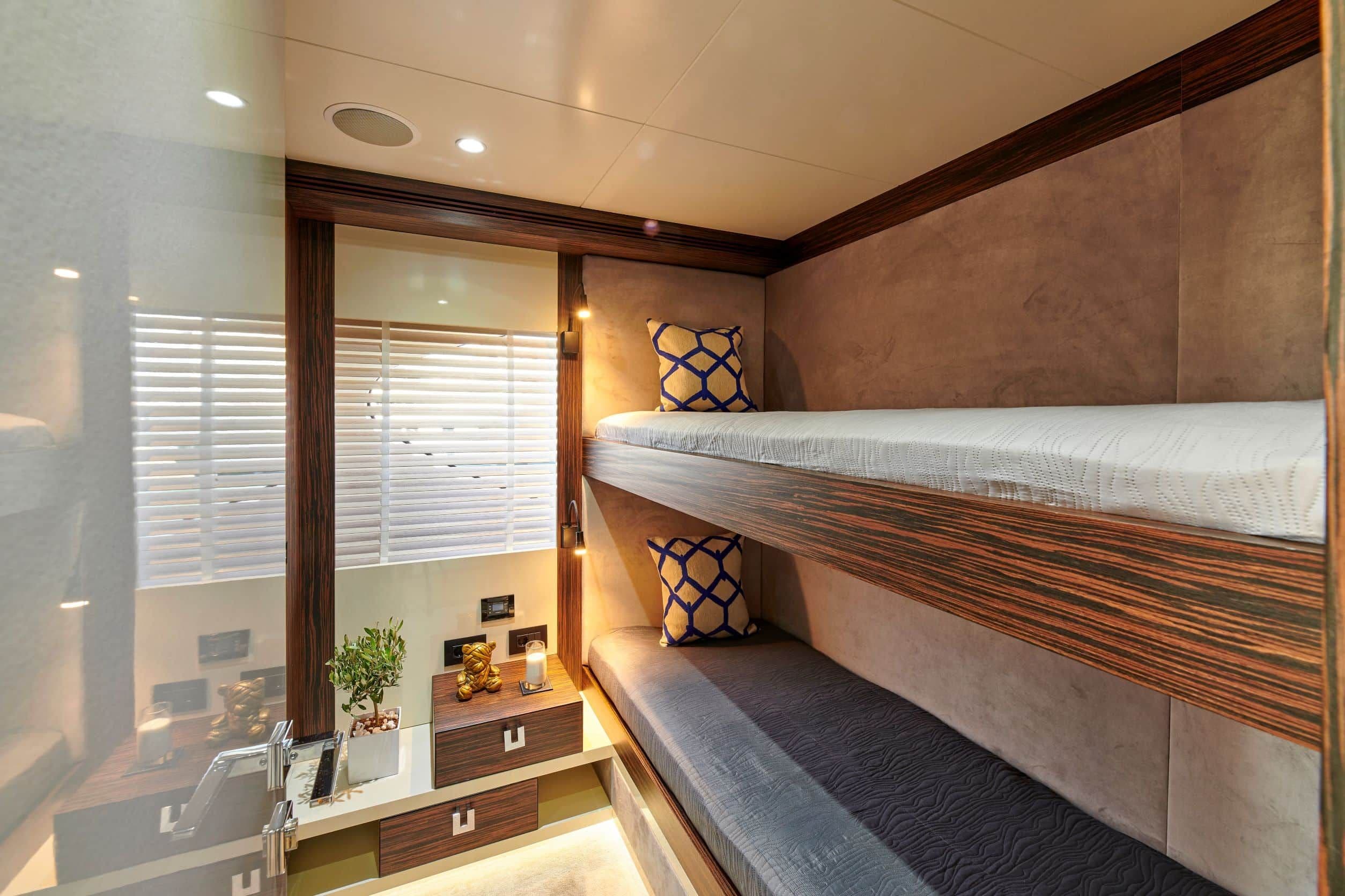 La Fenice yacht photo 6